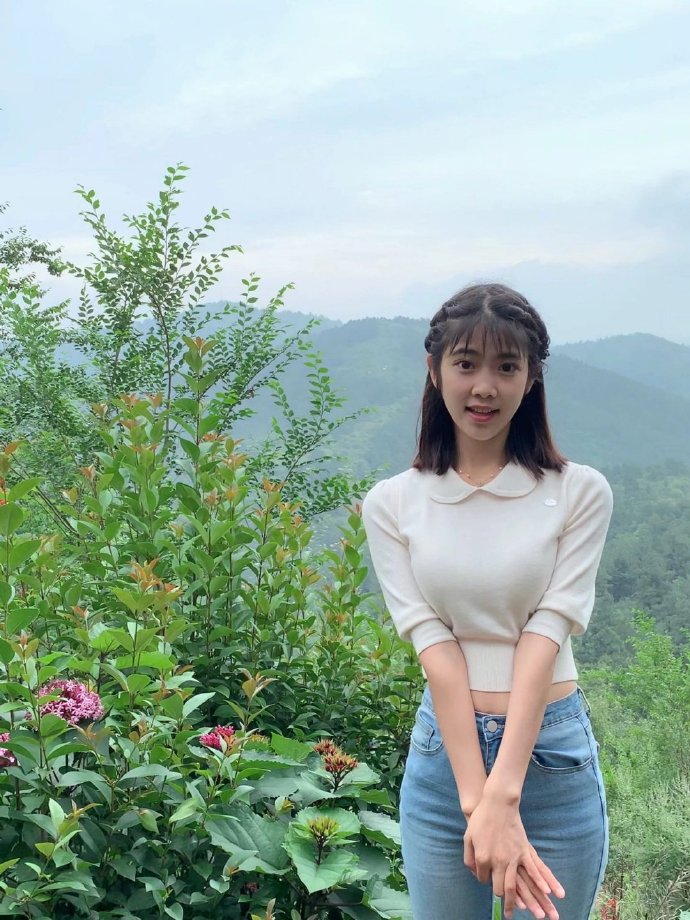 假面女郎 封面